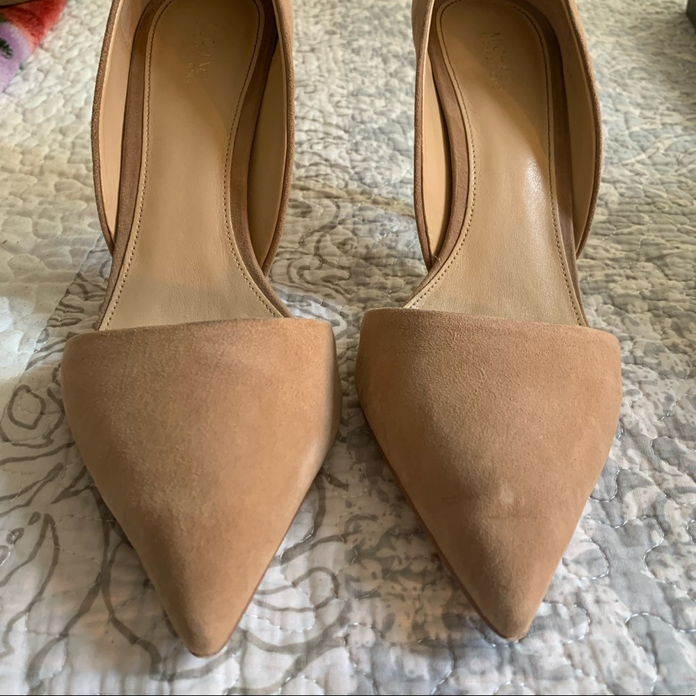Michael Kors Pointy Pumps